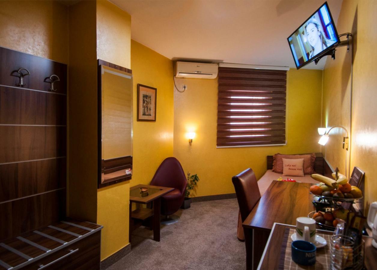 Guesthouse Villa Modex Paraćin Extérieur photo